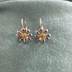Pair of Sterling Silver Daisy Leverback Earrings